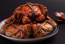 包裝設(shè)計(jì)不僅為產(chǎn)品提供保護(hù)，更為產(chǎn)品賦予獨(dú)特的個(gè)性和吸引力