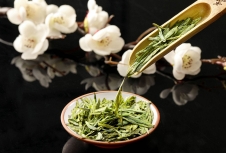 品牌VI設(shè)計(jì)將發(fā)揮重要作用，為企業(yè)在激烈的市場(chǎng)競(jìng)爭(zhēng)中贏得更多的優(yōu)勢(shì)和機(jī)會(huì)